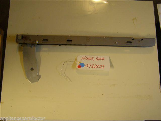 KITCHENAID STOVE 9782033 Hinge, Door USED KITCHENAID STOVE 9782033 Hinge, Door USED